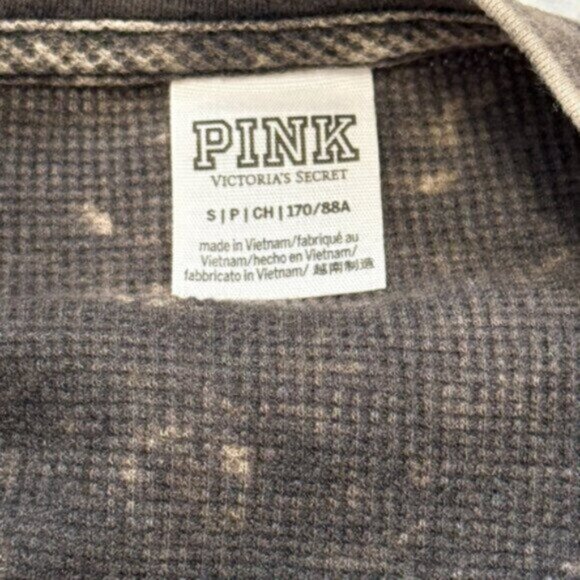 NEW PINK Victoria's Secret women's small (oversized) black distressed look top - Picture 2 of 5
